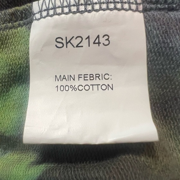 TOV Los Angles tie dye pull on midi skirt with pockets and zipper accent - Picture 7 of 7